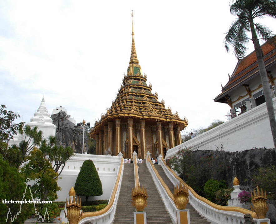 Wat Phra Phuttabat, Mondop and Naga Staircase