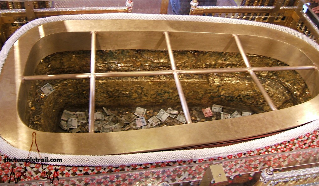 Wat Phra Phutthabat, Buddha Footprint